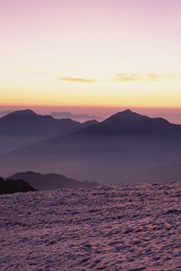 荷兰客场取胜土耳其，提前出线